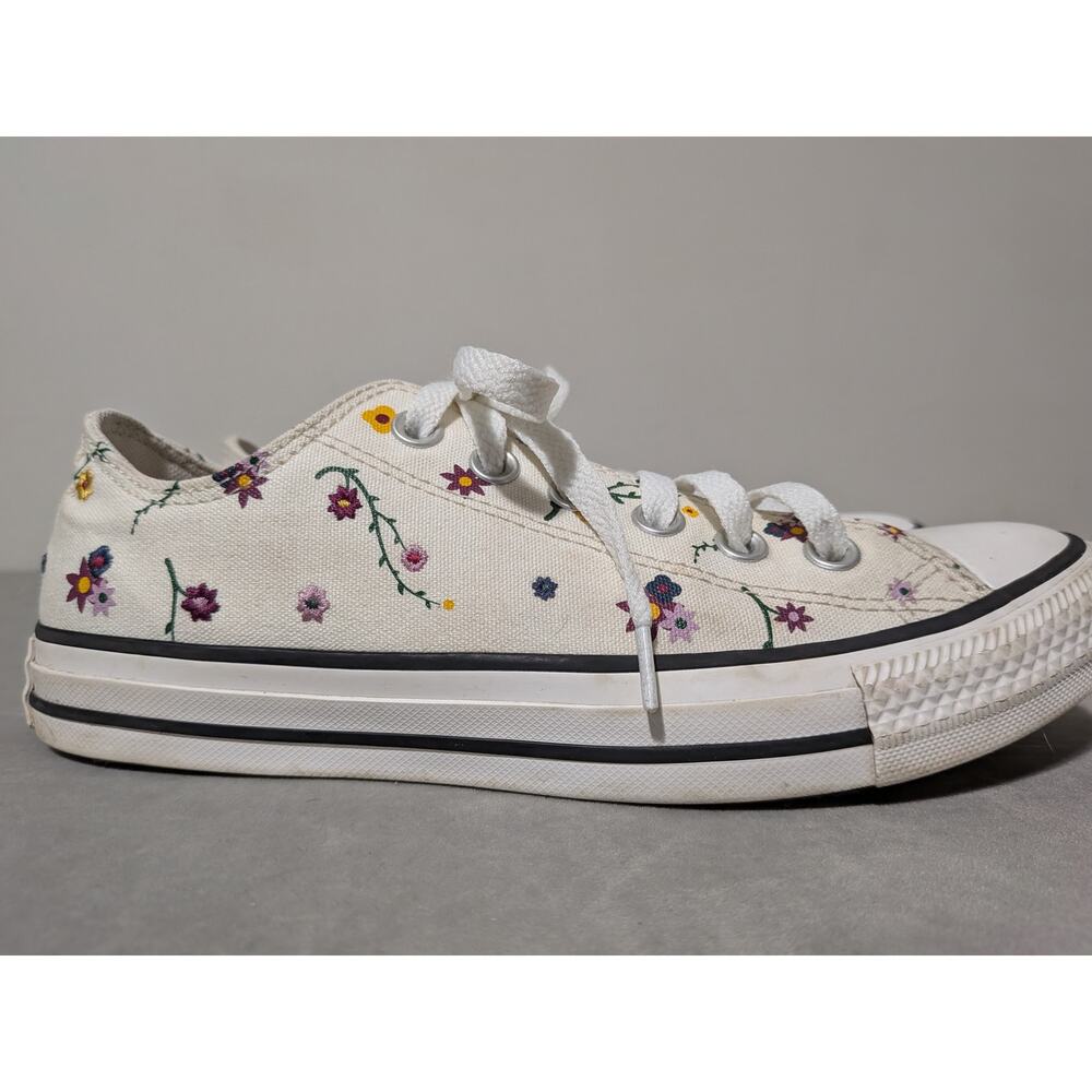 Converse Chuck Taylor All Star Low Floral Embroidered Sneakers Women's Sz 7.5 - Picture 7 of 16